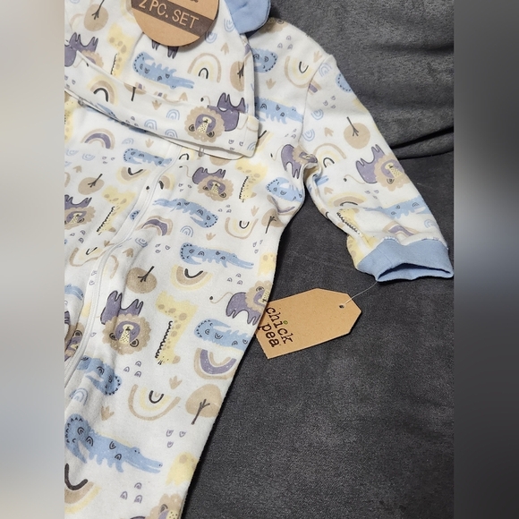 Chick Pea Blue and White Footies with Cute Animal Designs - Picture 3 of 4